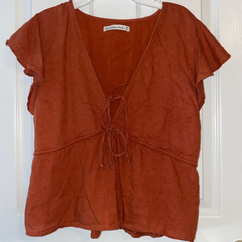 Abercombie and Fitch top